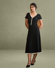Black Contrasting Sweater Mid-Length Dress